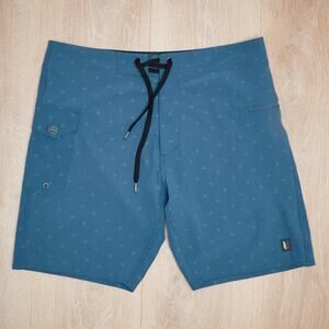 Linksoul Boardshorts - Size 33